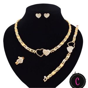 Naomi XOXO 4 Piece Jewelry Set